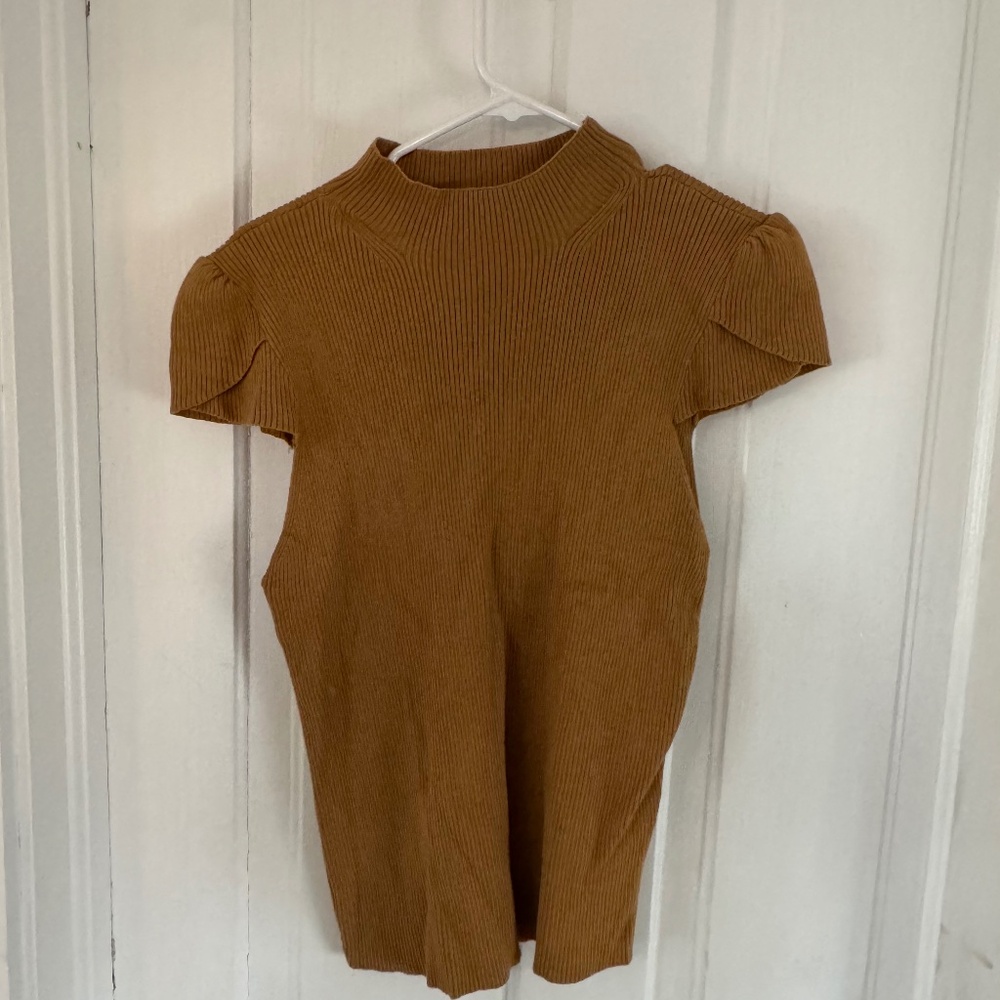 Cap sleeve fitted shirt; Anthropologie brand